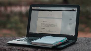 laptop-on-writing-productivity-time-management