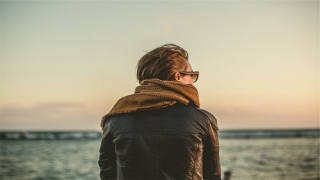 introvertion-3452301526_0.jpg